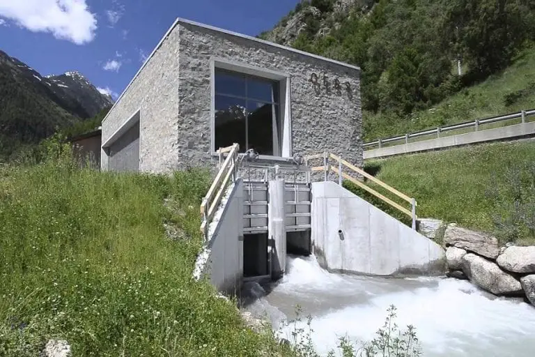 how-do-you-build-a-small-hydroelectric-power-plant